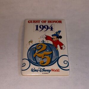 1994 Disney World 25th Guest of Honor Badge Sorcerer Mickey Vintage Park
